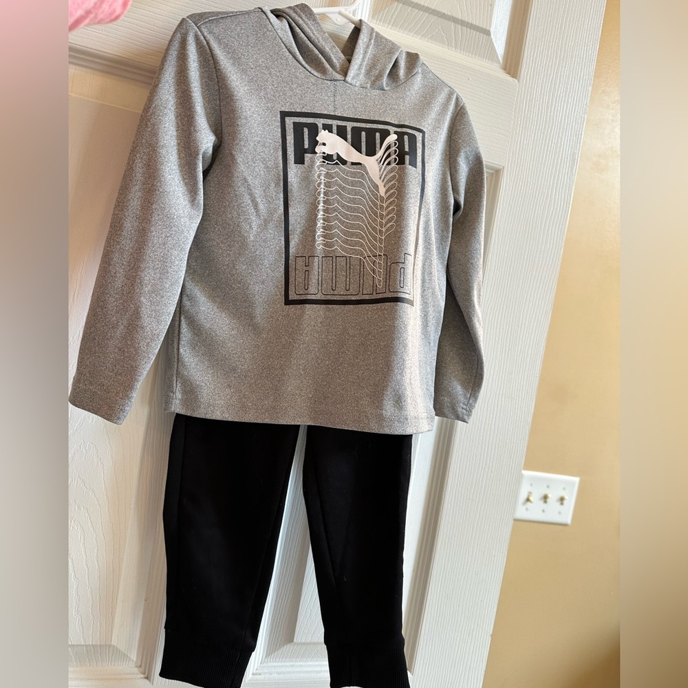 Puma Toddler Boys 2 piece hoodie pullover track set